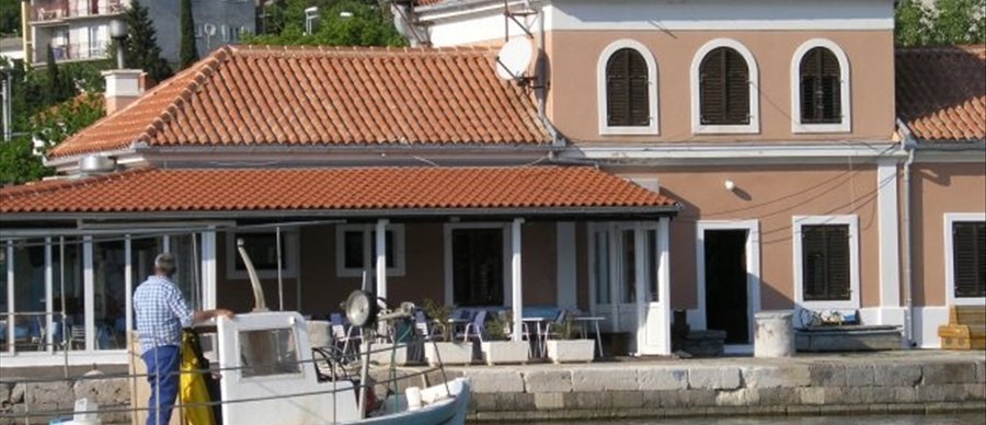 Sveti Juraj pri Senju, Hrvaška obala, vas